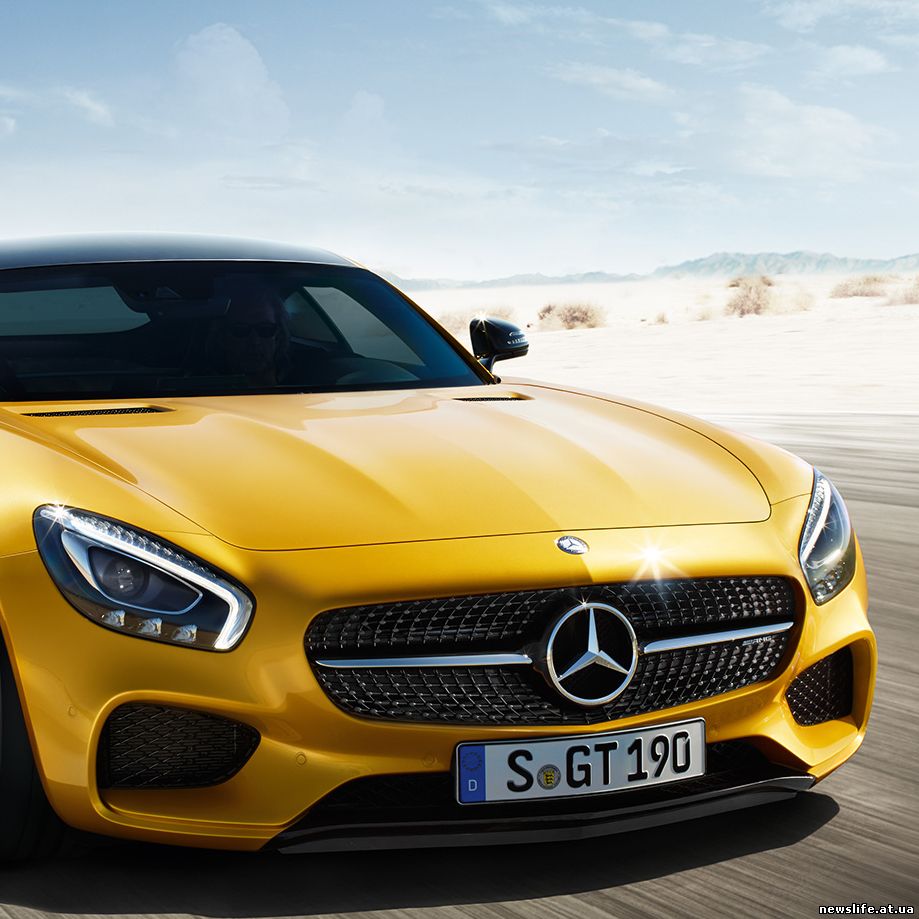 Любители "немцев" продолжают спорить: какой автомобиль может конкурировать с Mercedes-AMG GT