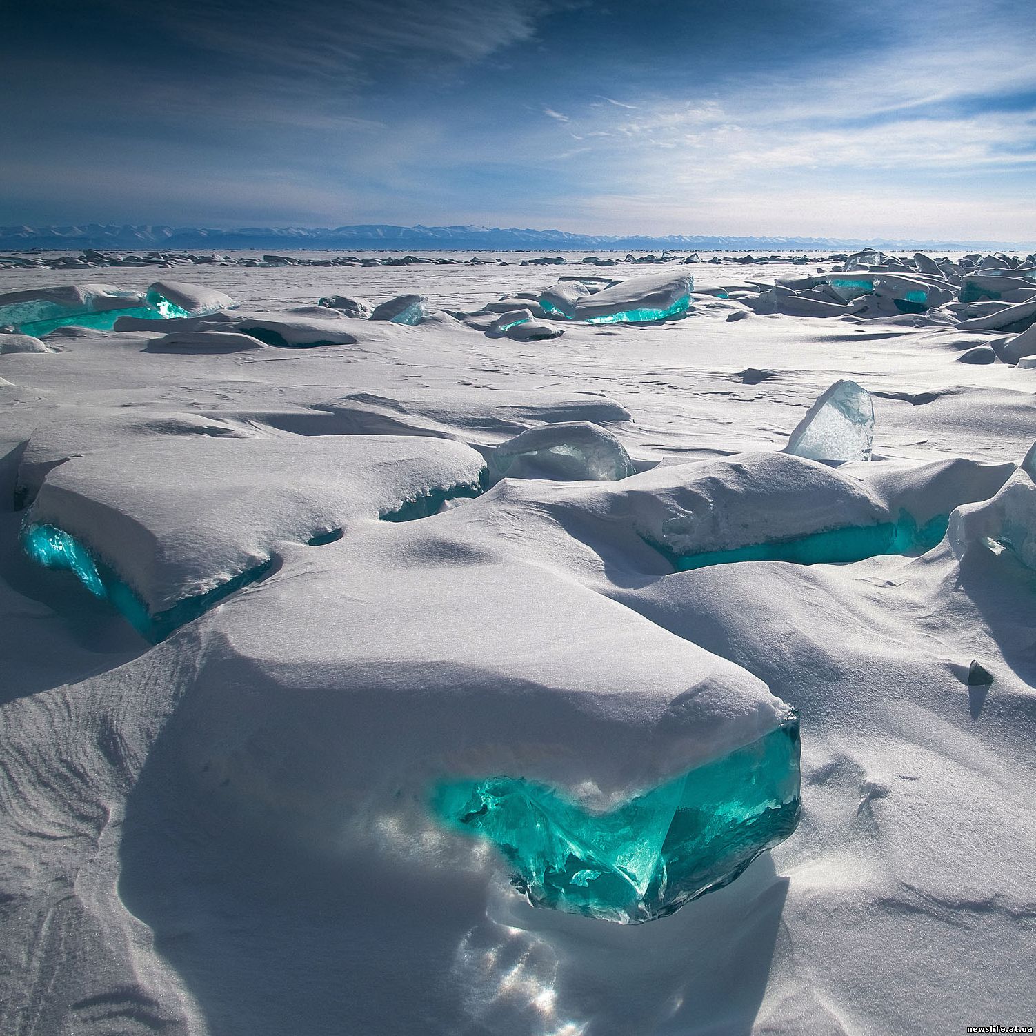 Американские ученые: в ближайшем будущем лед в Арктике "будет таять на глазах"