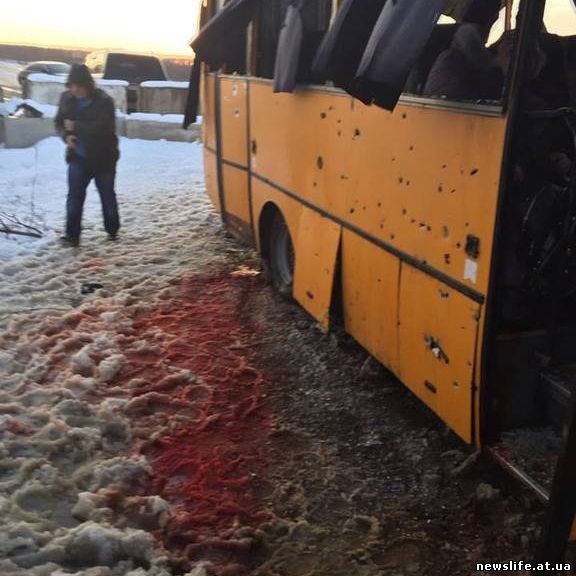 Боевики обстреляли из миномета рейсовый автобус Артемовск-Горловка 