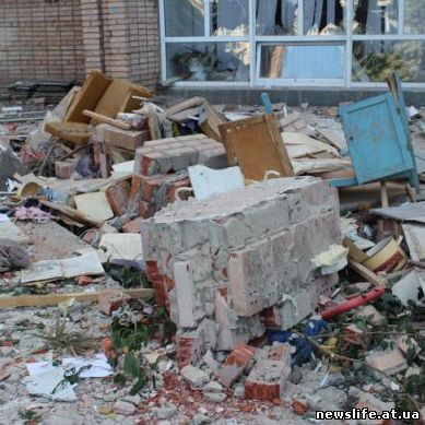 На Луганщине за последние два месяца спасли из-под завалов 13 человек 